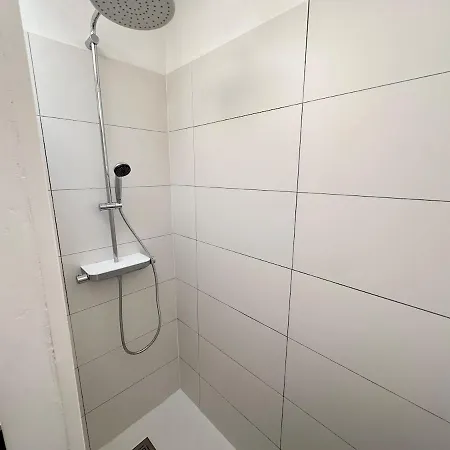 L échappée Rémoise, Jacuzzi Proche Caves Champagne *