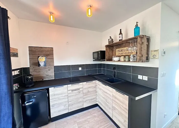 L Echappee Remoise, Jacuzzi Proche Caves Champagne