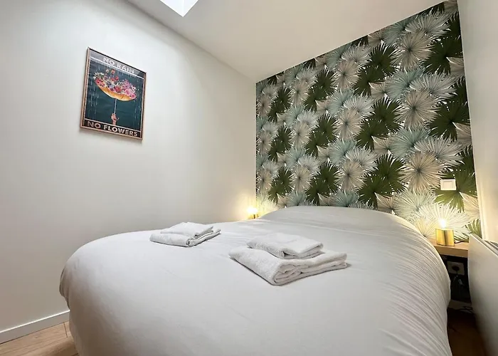 Apartment L Echappee Remoise, Jacuzzi Proche Caves Champagne *